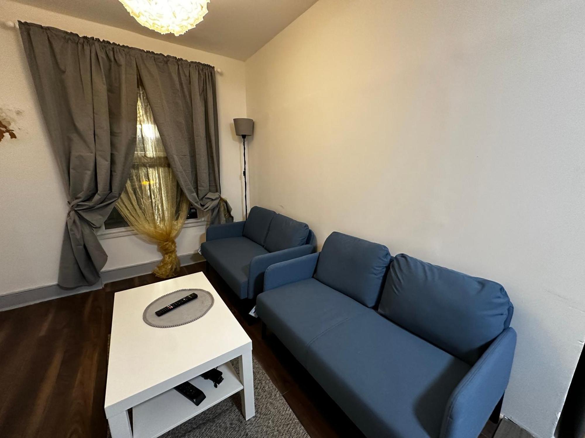 Hospedagem domiciliar Mileend 4 Large Master Bedroom *