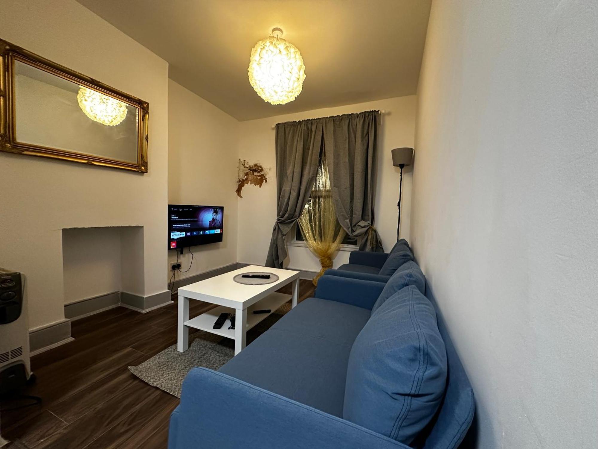 Mileend 4 Large Master Bedroom Hospedagem domiciliar