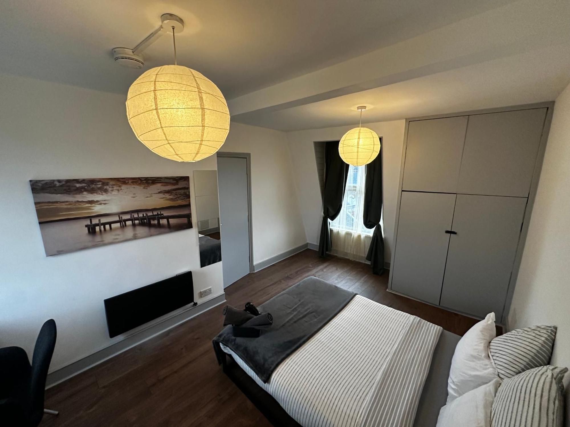 Mileend 4 Large Master Bedroom Hospedagem domiciliar *
